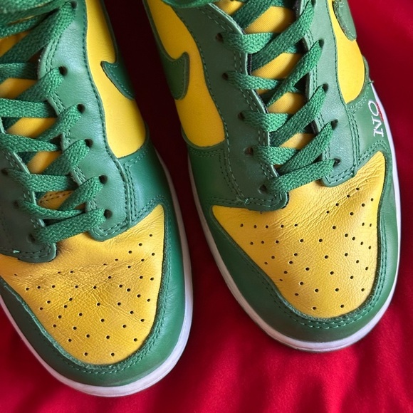 Supreme x Nike SB Dunk High By Any Means Brazil DN3741-700 - Picture 10 of 16